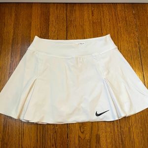 Nike white tennis skirt
